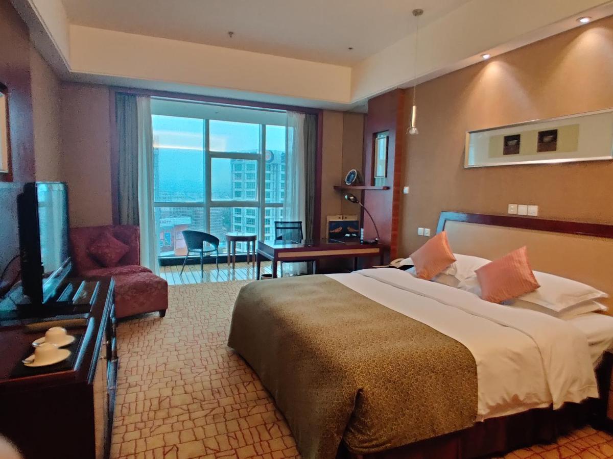 Empark Grand Hotel Kunming Exterior foto