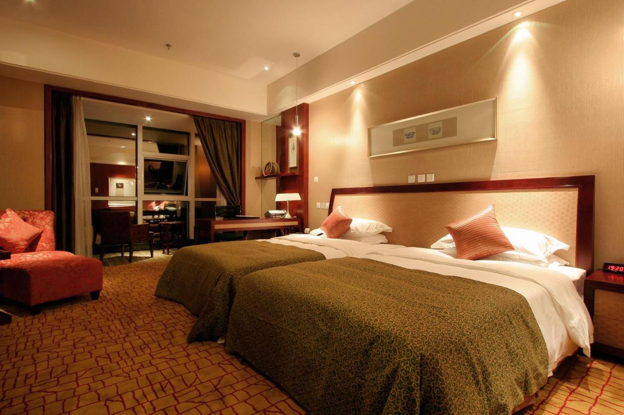 Empark Grand Hotel Kunming Exterior foto