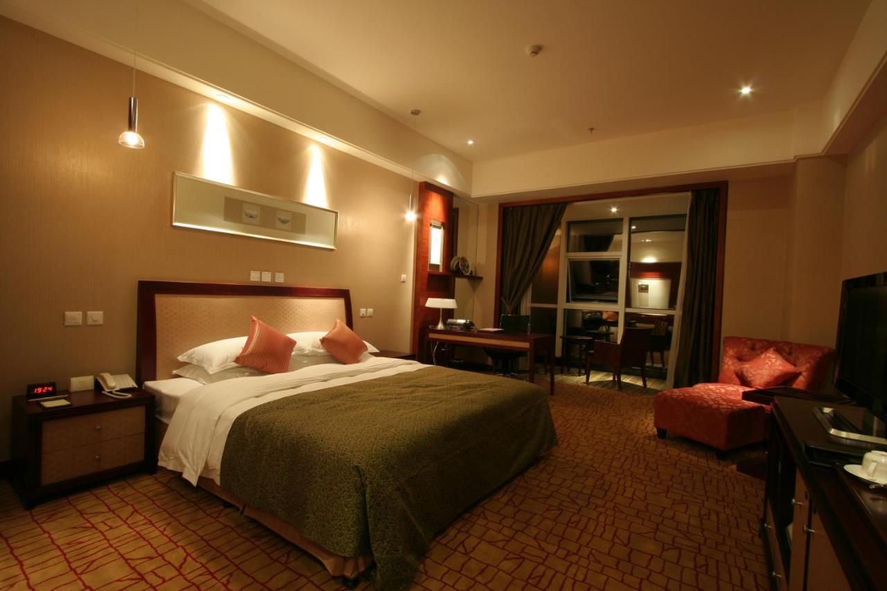 Empark Grand Hotel Kunming Exterior foto